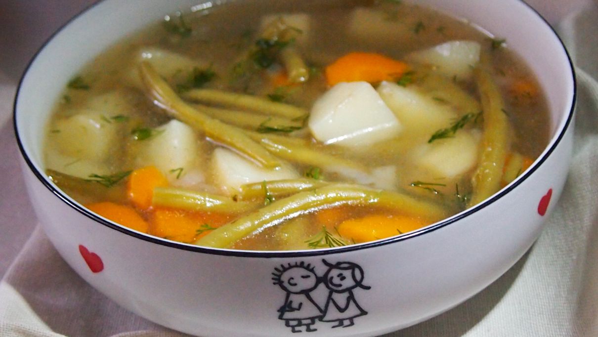 Zupa z fasolką szparagową