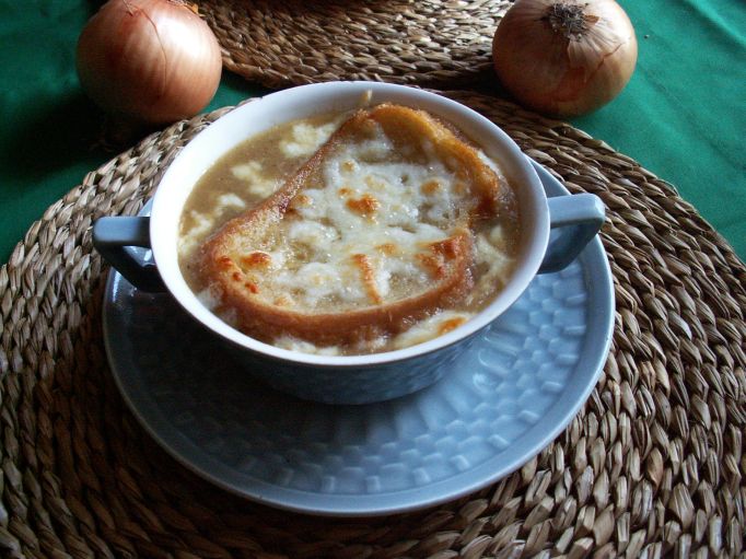 Zupa cebulowa